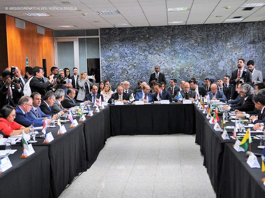 Ibaneis recebe governadores para debater vacinação e defender harmonia