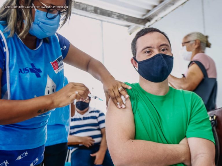 GDF anuncia 5 mil vacinas para diagnosticados com síndromes e PCD