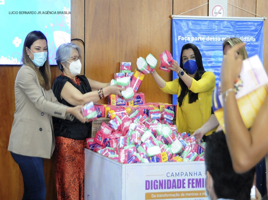Secretarias do DF se unem para arrecadar absorventes para mulheres de baixa renda