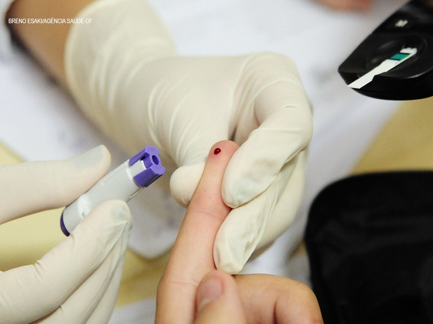 Novembro Diabetes Azul chama atenção para os cuidados e prevenção da doença