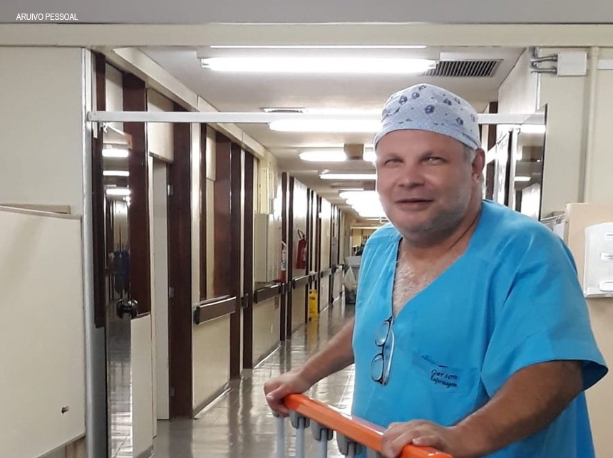 Profissionais de saúde homenageiam colega morto por Covid-19 no Hospital de Base