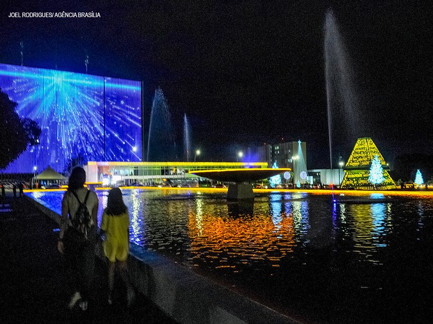 Brasília Iluminada: MPDFT quer acesso a processo celebrado pela Secretaria de Economia