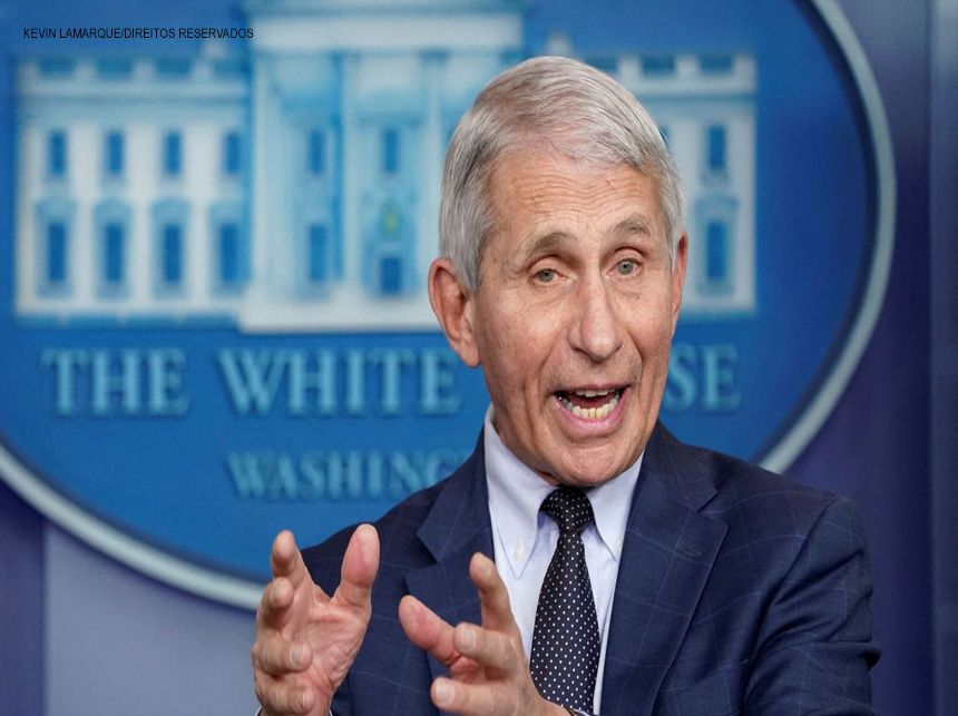 EUA: especialistas alertam para maior risco de infecção no Natal