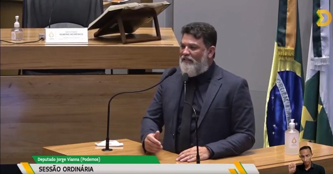 Jorge Vianna pede prorrogação da ampliação das 40 horas provisórias