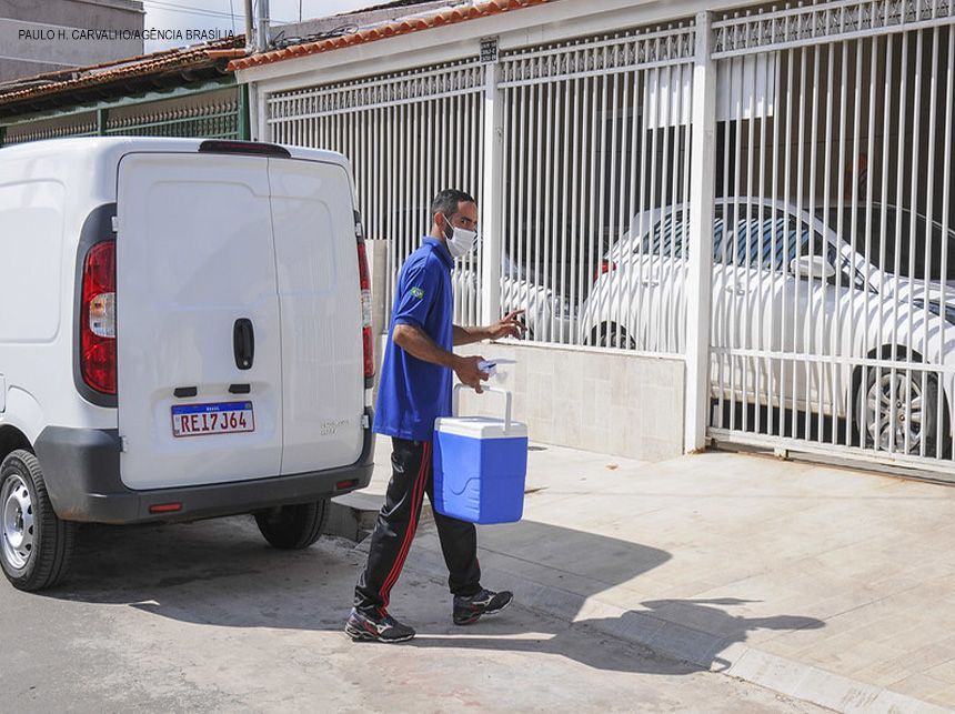 Entrega de medicamentos em casa beneficia 37 mil pessoas