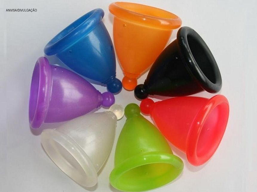 Agora é Lei: coletor menstrual será distribuído a mulheres em situação de vulnerabilidade do DF