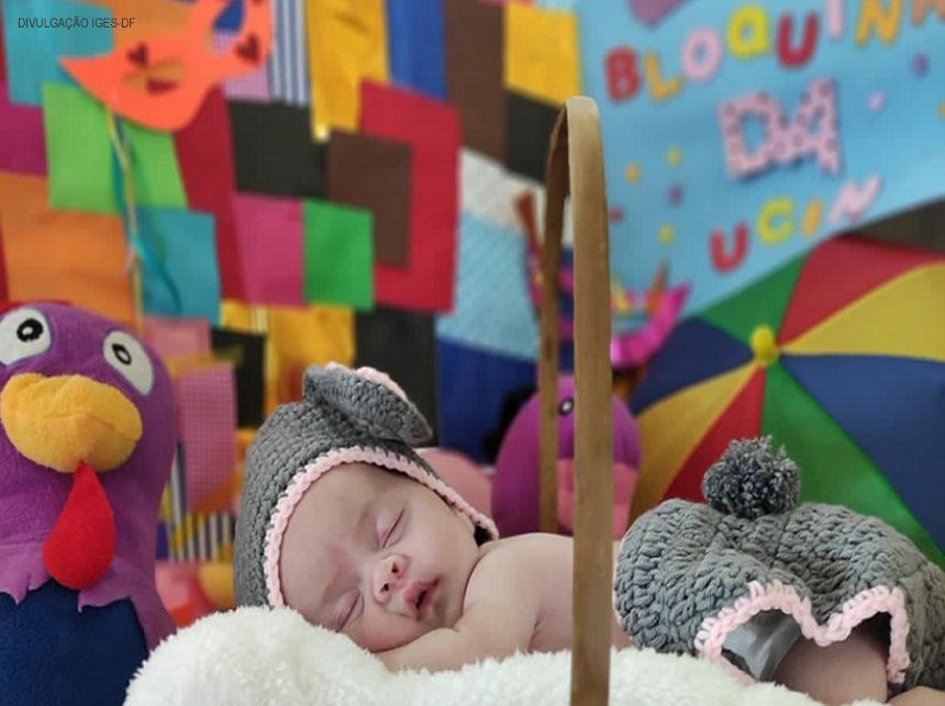 Hospital do DF faz ensaio fotográfico de Carnaval com bebês internados