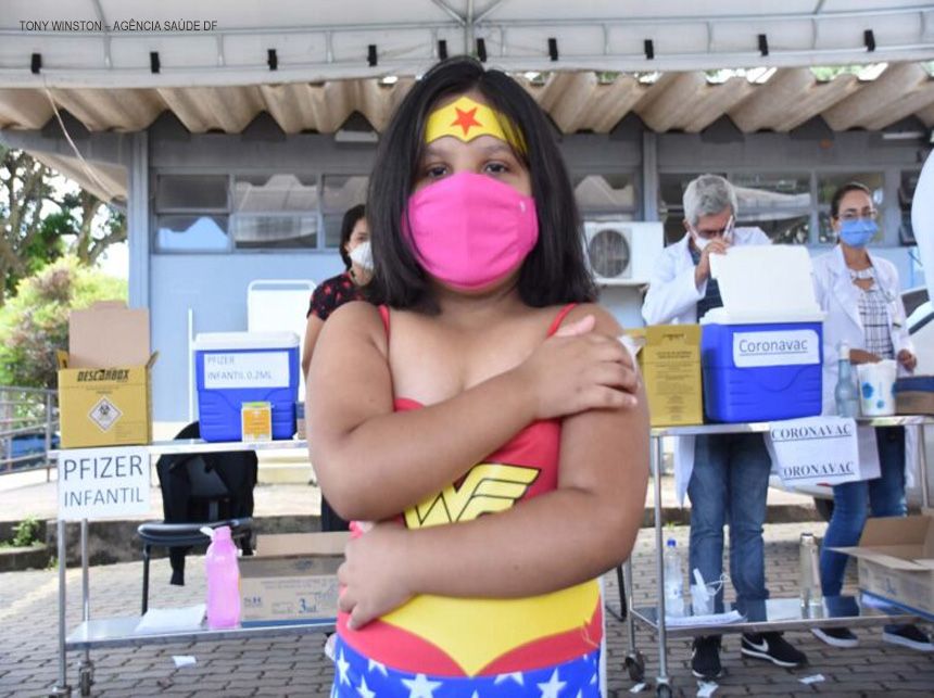 Vacinação no carnaval amplia a proteção contra a covid-19 no DF