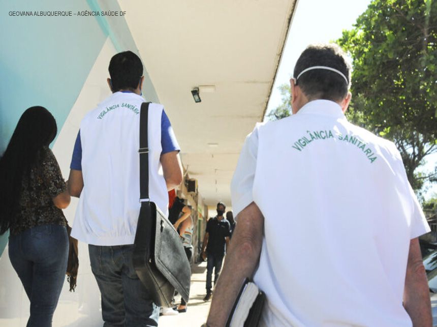 Clínica de cirurgia plástica do DF interditada após reincidência