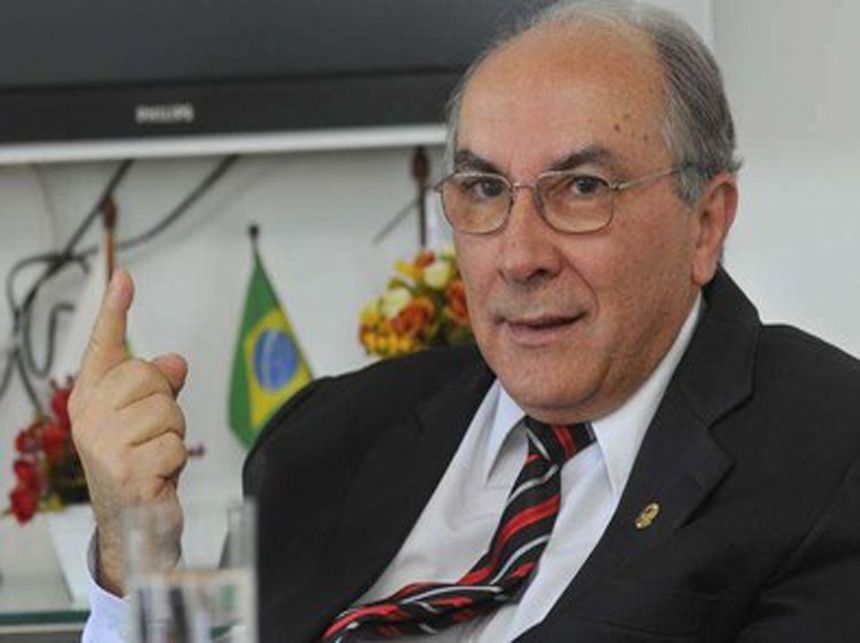 Desembargador federal Souza Prudente assume cadeira no TRE-DF