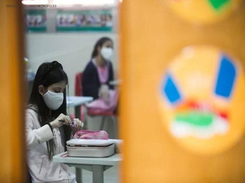 Crianças serão vacinadas em escolas do DF aos sábados, com os pais