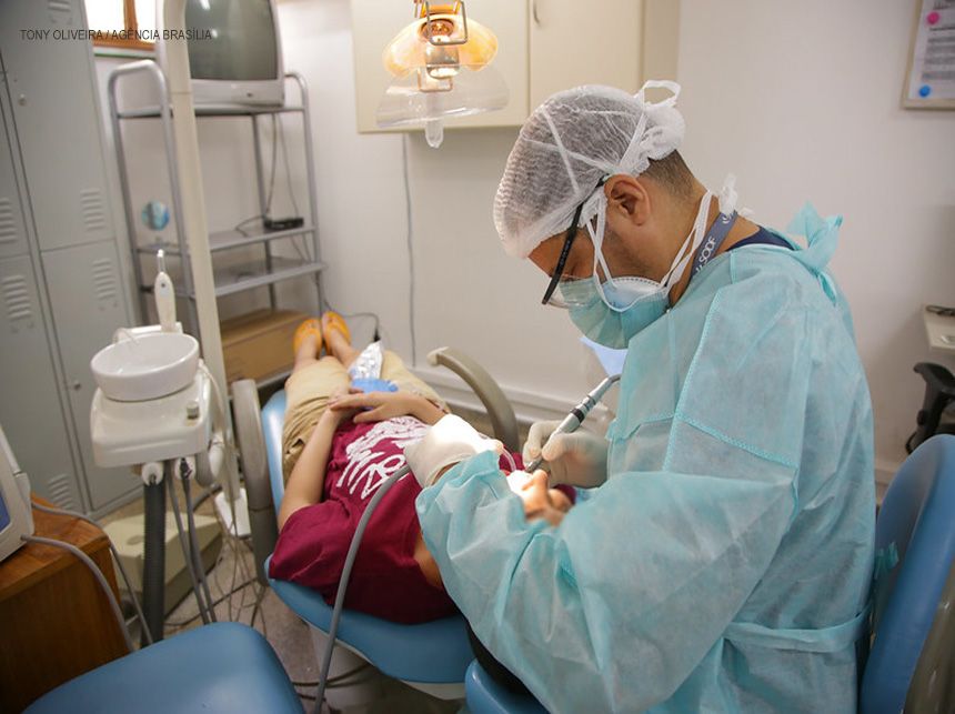 Dia Mundial da Saúde Bucal alerta para importância dos cuidados com a boca