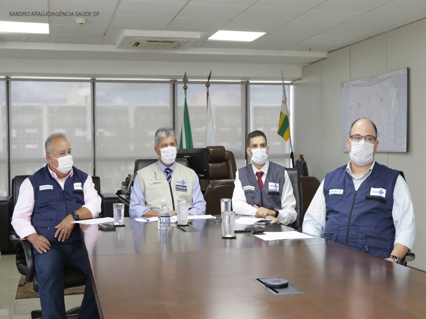 Idosos acima dos 80 anos receberão 4ª dose da vacina contra covid-19