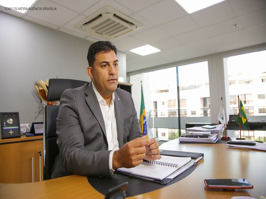 Secretário do Trabalho anuncia cesta básica para desempregados e ampliação das ações de capacitação do GDF