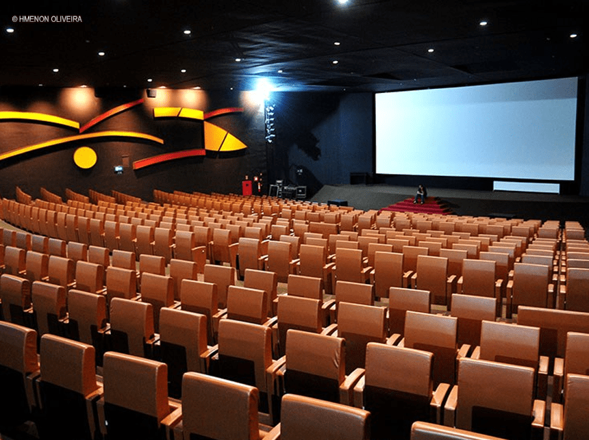 CLDF promulga lei que garante meia-entrada a profissionais da saúde