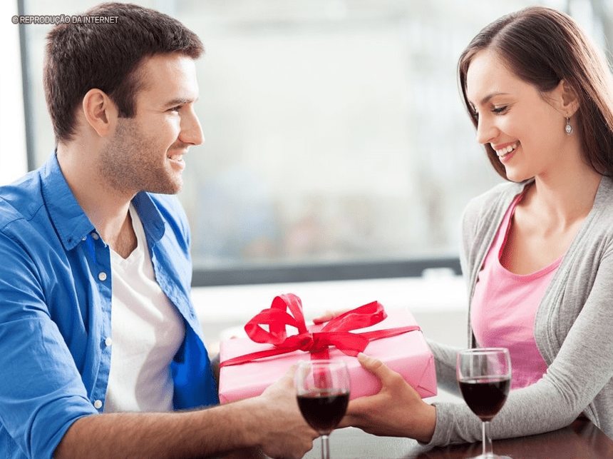 Comércio do DF espera aumento de 24,4% nas vendas para o Dia dos Namorados