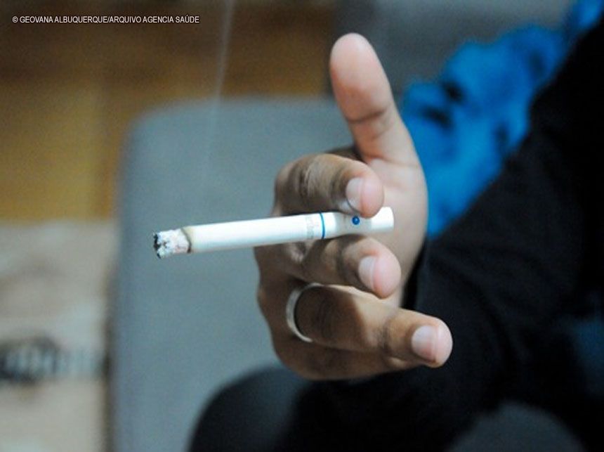 Dia Mundial sem Tabaco alerta para riscos de narguilé e cigarro eletrônico