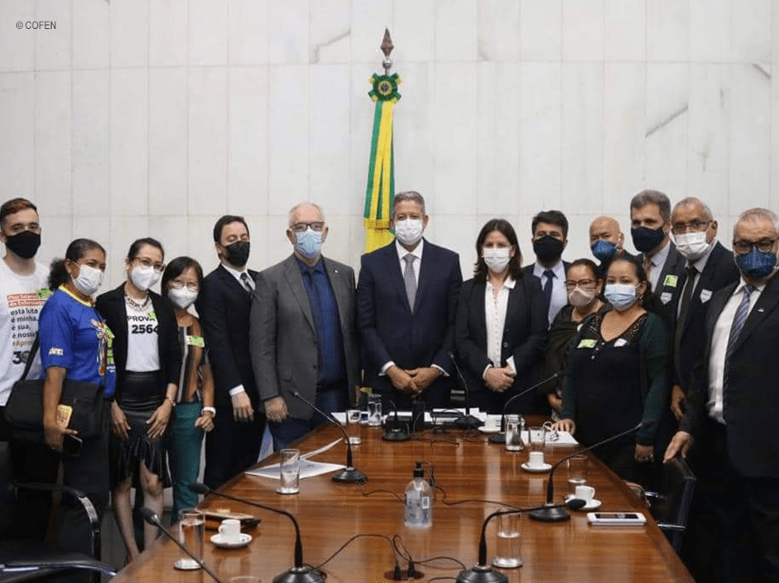 Arthur Lira honra palavra com a Enfermagem