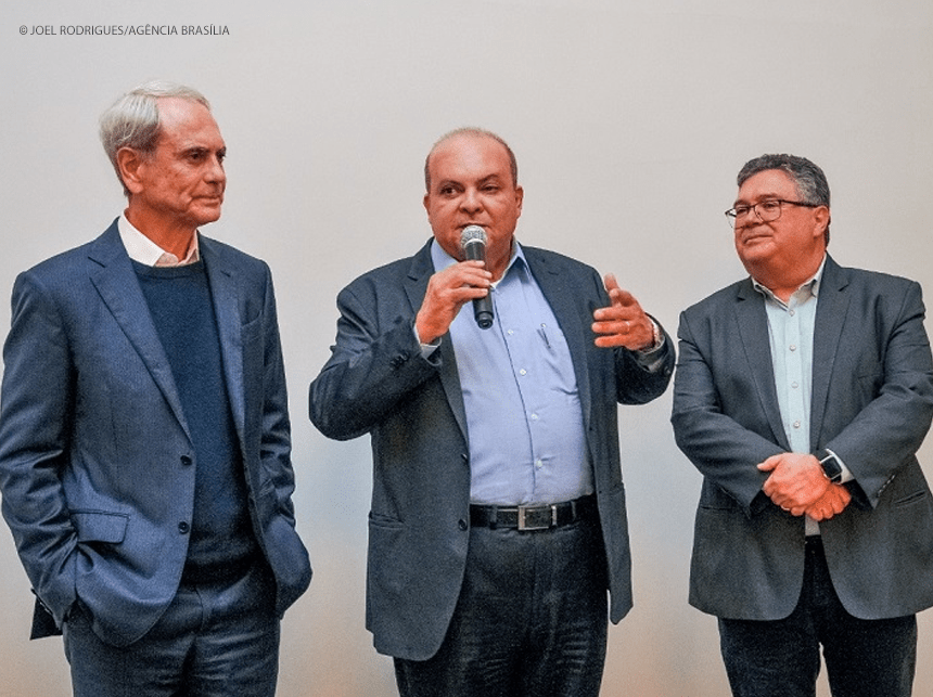 Ibaneis anuncia início de mais 25 obras e deve estimular setor produtivo