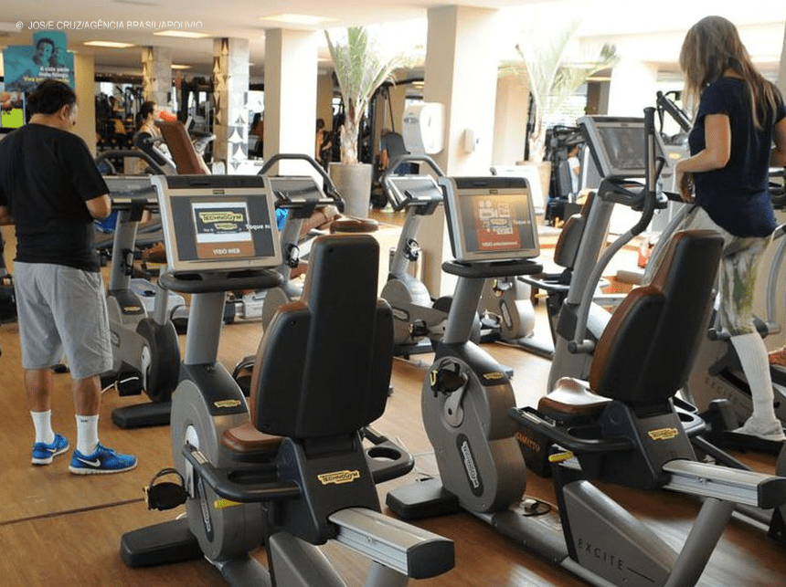 Personal consegue na Justiça fim de cobrança para dar aula em academia