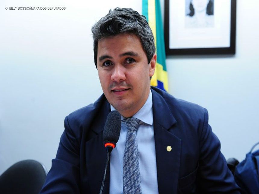 Comissão aprova projeto que permite a pessoas com diabetes portar itens de controle glicêmico