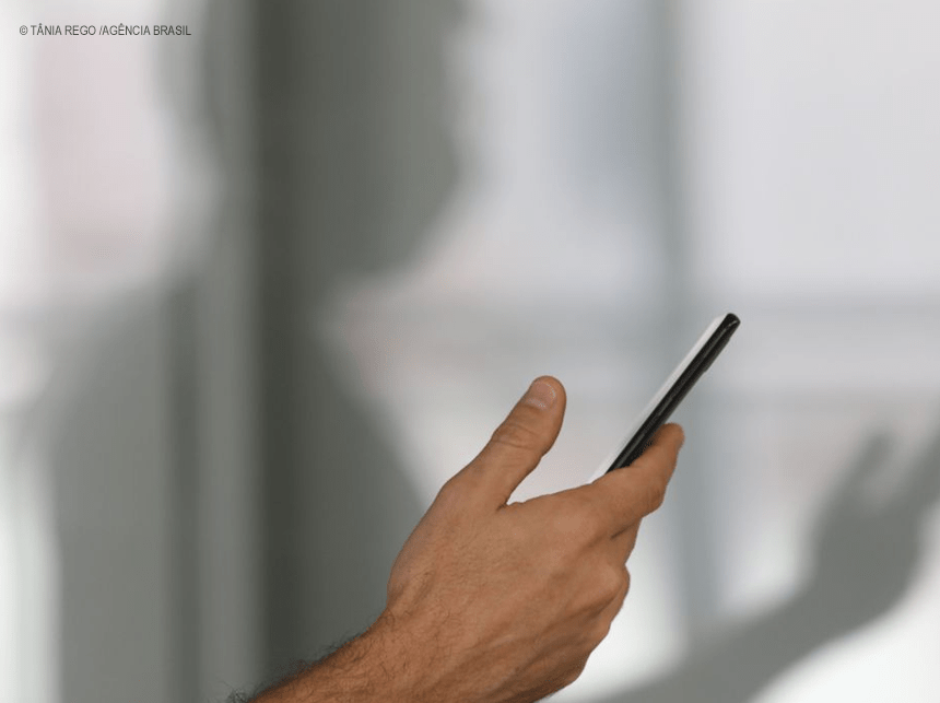 Dados pessoais e de transações financeiras eram capturadas por aplicativos piratas. Seis são presos por crimes contra a propriedade intelectual