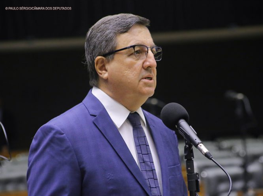 Relator recomenda aprovação da PEC do Estado de Emergência; texto pode ser votado na quinta-feira