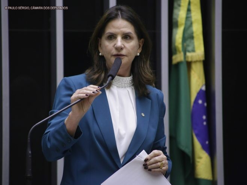 Câmara pode votar PECs do estado de emergência e do piso da enfermagem nesta terça-feira (12)