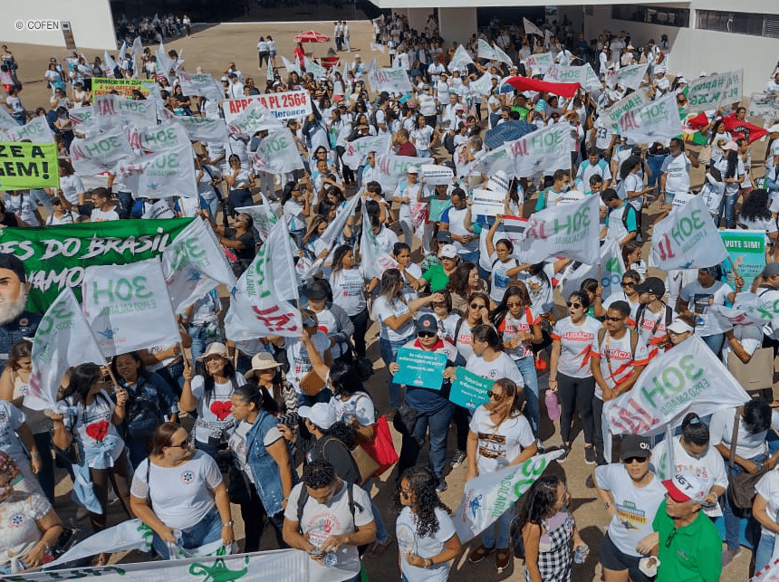 4ª Marcha da Enfermagem ocorre, na Esplanada dos Ministérios, nesta quarta (21)