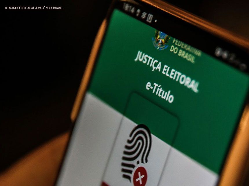 Ministro do TSE manda tirar do ar vídeo com fake news sobre e-Título