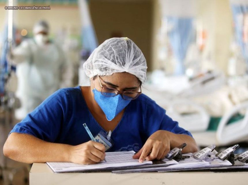 Deputados avaliam decisão que suspendeu piso salarial da enfermagem