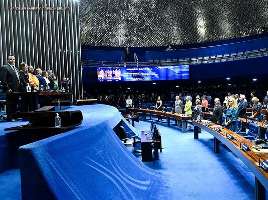 Senado homenageia Jofran Frejat e destaca êxito da ESCS