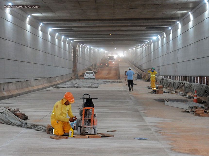 Perfuração de entrada e saída do túnel de Taguatinga são conectadas