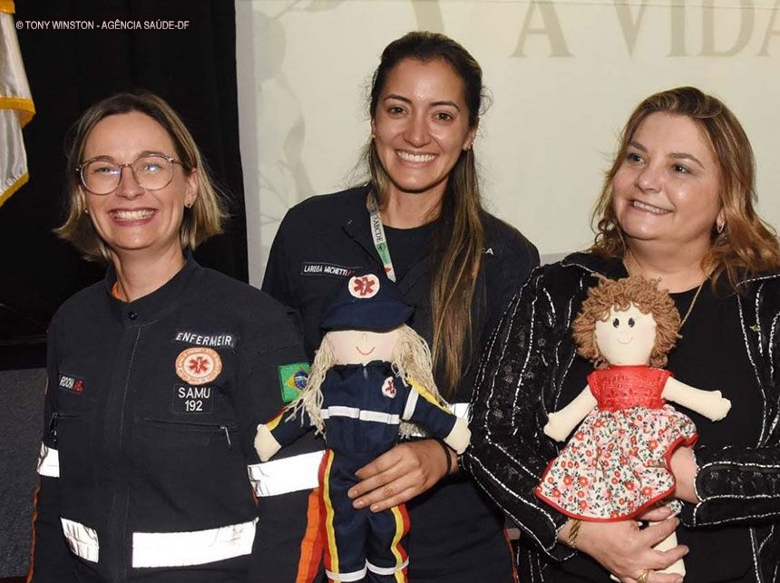 Servidoras da SES-DF são homenageadas pelo ICTDF