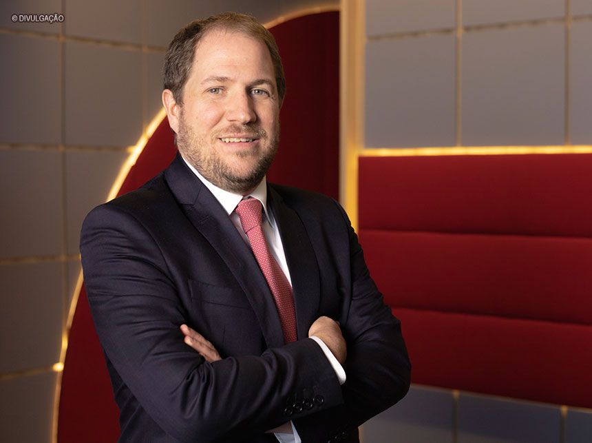 Santander anuncia mais de 80 mil bolsas de estudo até o final de 2022