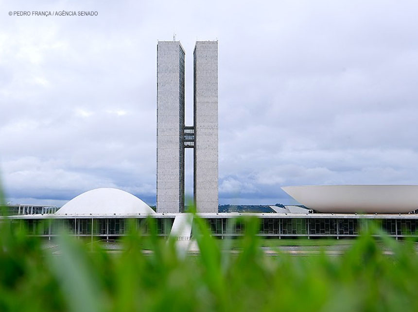Ano de 2022 tem número recorde de emendas constitucionais