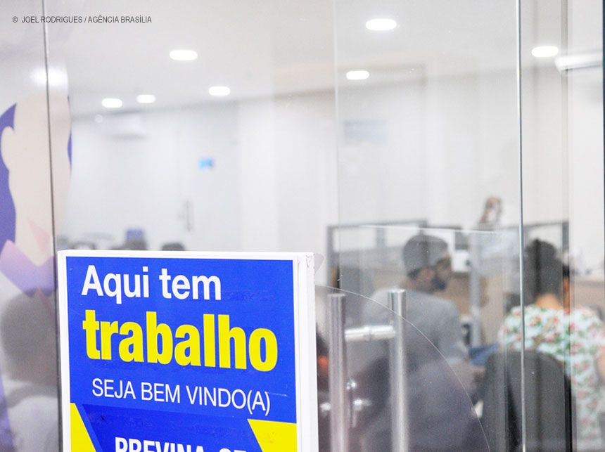 Semana começa com 228 postos de trabalho nas agências do DF