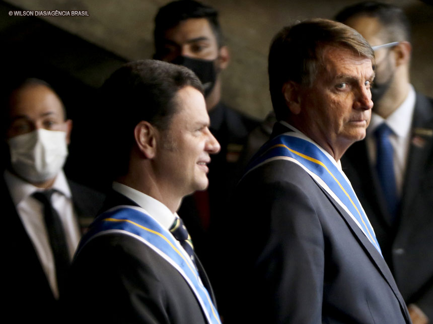 AGU pede que STF determine pris&atilde;o de Anderson Torres e terroristas  bolsonaristas &mdash; Portal Pol&iacute;tica Distrital - Not&iacute;cias sobre Pol&iacute;tica e Sa&uacute;de  do DF