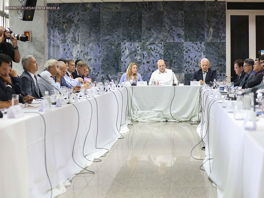 GDF deve expandir linhas do metrô e criar hospital do servidor