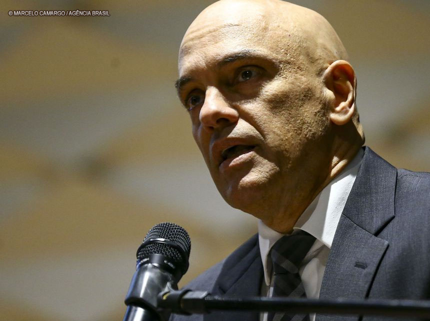 Moraes: quem financiou e incentivou atos golpistas será punido
