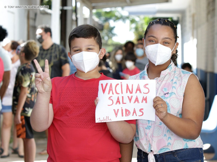 Saúde do DF disponibiliza vacinas contra HPV para meninos de nove anos