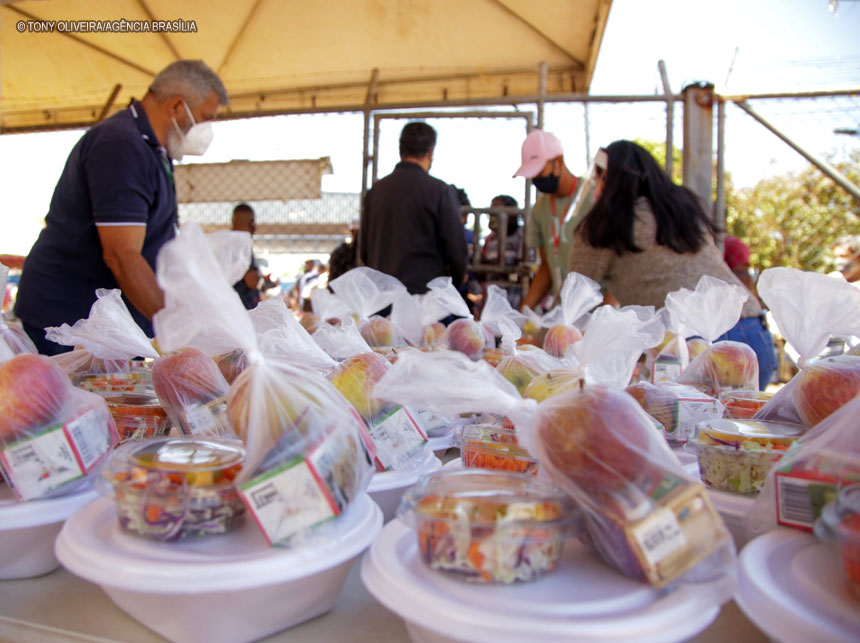 Desenvolvimento Social destina R$ 10 milhões para refeições mais saudáveis nas unidades socioassistenciais do DF