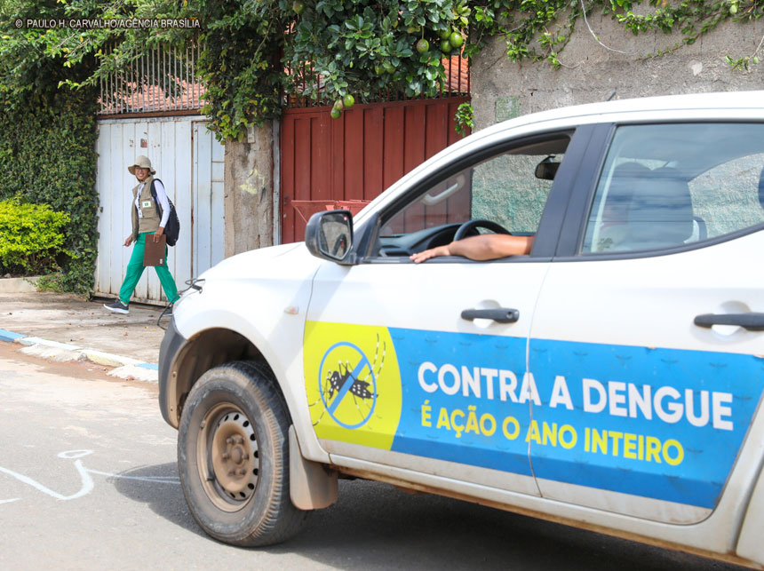 Ação da Vigilância Ambiental combate a dengue em Sobradinho