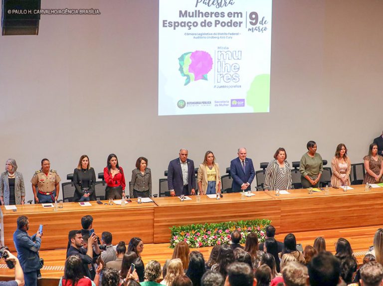 Força-tarefa contra feminicídio tem reforço de ministério, Senado e Câmara