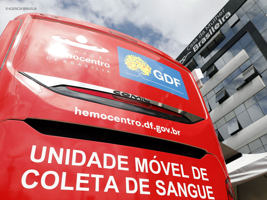 Unidade móvel do Hemocentro estimula doação de sangue em Ceilândia