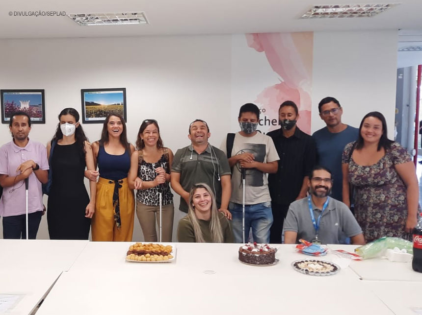 GDF oferece curso para capacitar servidores com deficiência visual