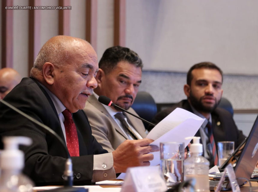 CPI dos atos antidemocráticos aprova requerimentos para conhecer agenda de generais e ex-ministro