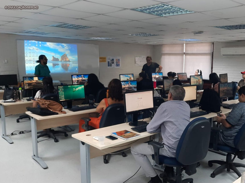 GDF oferece curso de capacitação para servidores com deficiência visual