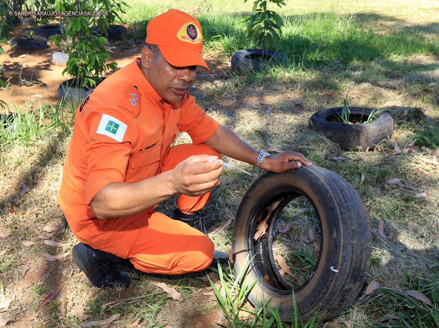 Redução de quase 60% em casos prováveis de dengue no DF