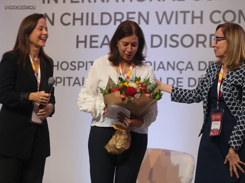 Prêmio Catavento valoriza pesquisas em evento do HCB